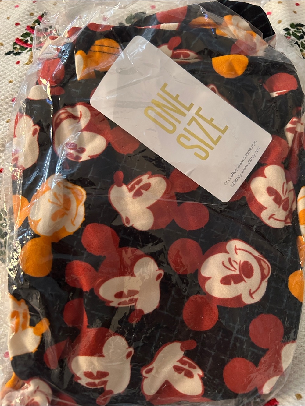 LuLaRoe Disney Black Leggings Character Faces One Size New